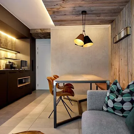 Schima Drosa Apartments - Studios - By Pferd Auf Wolke Gaschurn Extérieur photo