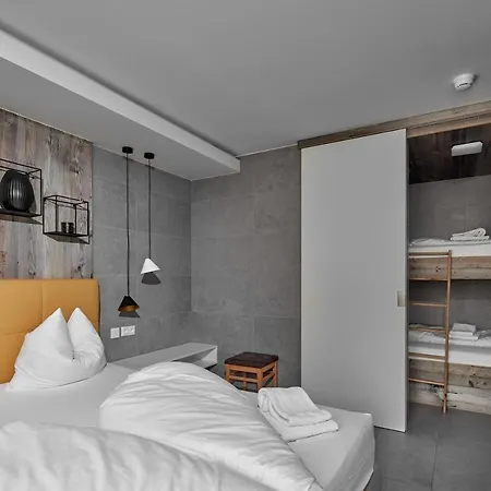 Schima Drosa Apartments - Studios - By Pferd Auf Wolke Gaschurn Extérieur photo