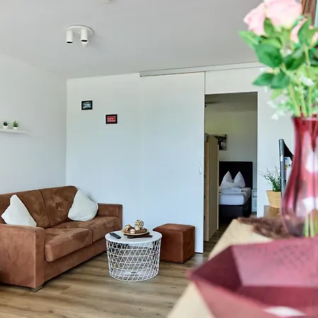 Schima Drosa Apartments - Studios - By Pferd Auf Wolke Gaschurn Extérieur photo